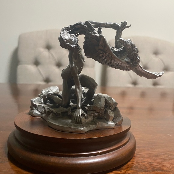 Shoshone Eagle Catcher" fine pewter sculpture by artist Michael Boyett, - Picture 1 of 12